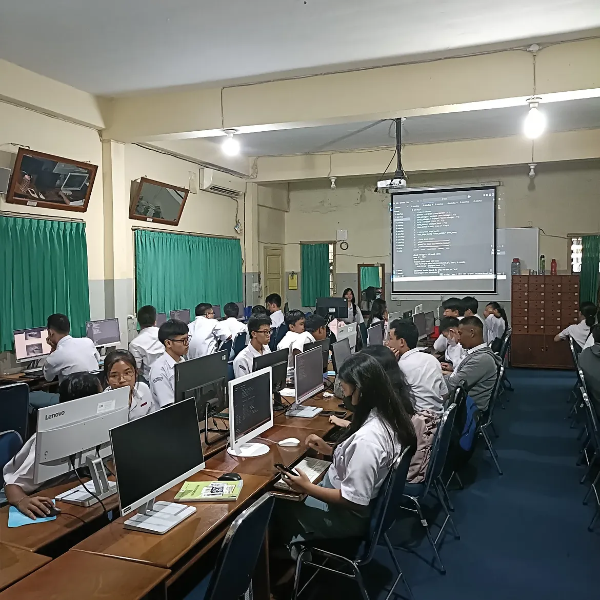 Anak - anak teknologi siap beraksi